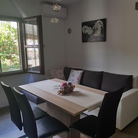 Apartment Ivan Marina Bagian luar foto