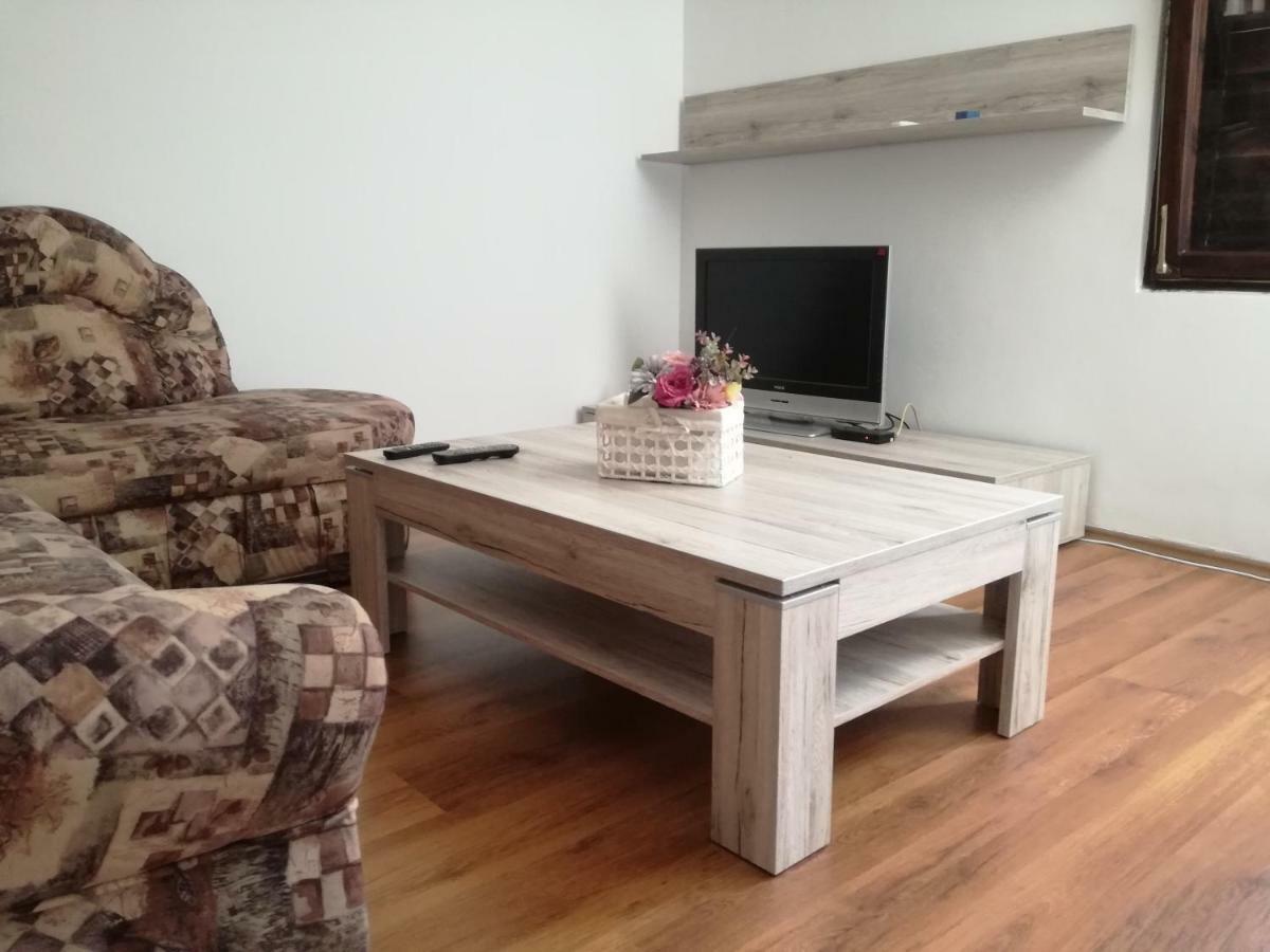 Apartment Ivan Marina Bagian luar foto